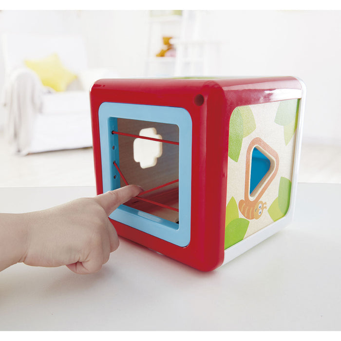Cubo de Formas Encastrables de Jardín Hape